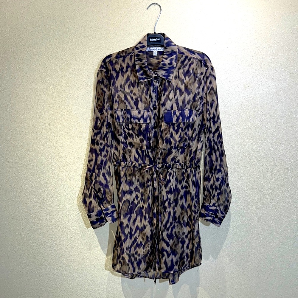 Lovers and friends dress. It has leopard prints in beige and purple. Size small.